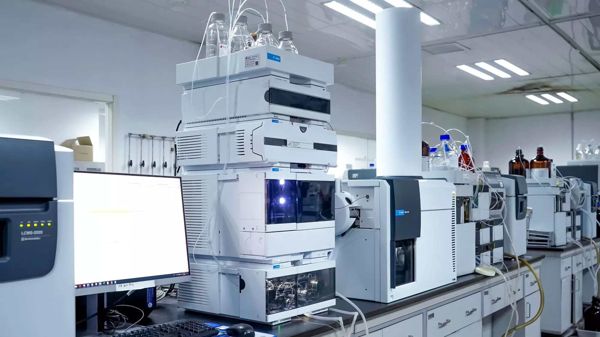 About peptides hplc lab analysis 2